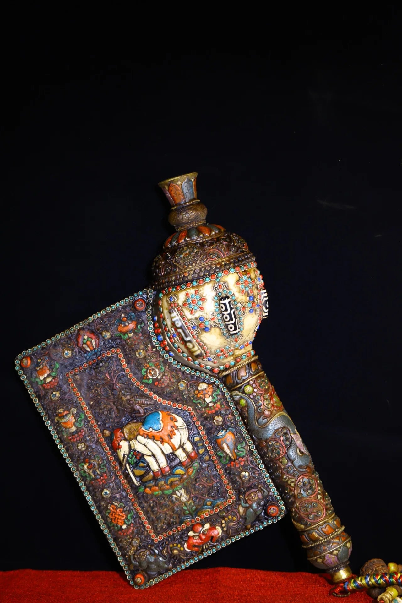 20"Tibet Temple Collection Old Natural Conch Painted Mosaic Gem Shell Elephant Pattern Buddhist Snail Dharma Worship Hall