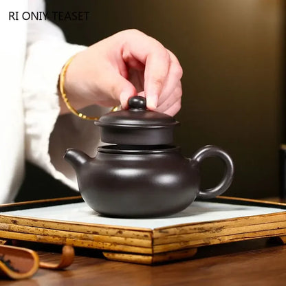 200ml Authentic Yixing Purple Clay Teapot Famous Artists Handmade Antique Tea Pot Raw Ore Black Mud Kettle Chinese Zisha Tea Set