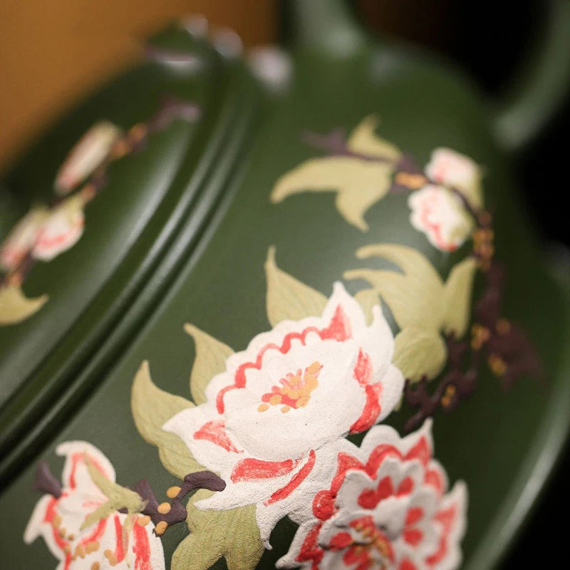 200ml Chinese Yixing Purple Clay Teapots Famous Artists Handmade Flower Pattern Tea Pot Raw Ore Green Mud Kettle Zisha Tea Set