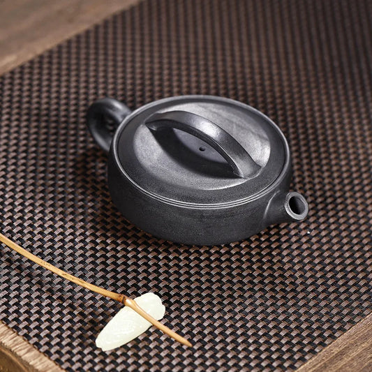 200ml Chinese Yixing Purple Clay Teapots Handmade Tea Pot Tradition Filter Kettle Customized Raw Ore Zisha Teaware Gifts
