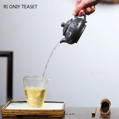 200ml Chinese Yixing Raw Ore Purple Clay Teapots Famous Artists Handmade Tea Pot Kettle Authentic Zisha Tea Set Teaware