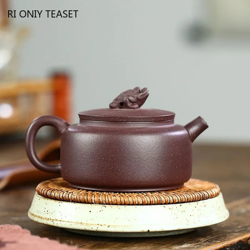 200ml Yixing Handmade Purple Clay Teapot Master Hand Carved Tea Pot Raw Ore Purple Mud Beauty Kettle Chinese Zisha Tea Set Gifts