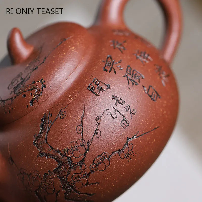 200ml Yixing Purple Clay Teapots Famous Artists Handmade Plum Blossom Pattern Tea Pot Kettle Chinese Zisha Tea Set Teaware