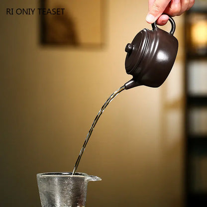 200ml Yixing Purple Clay Teapots Famous Handmade Tea Pot Raw Ore Black Vermillion Mud Kettle Chinese Authentic Zisha Tea Set