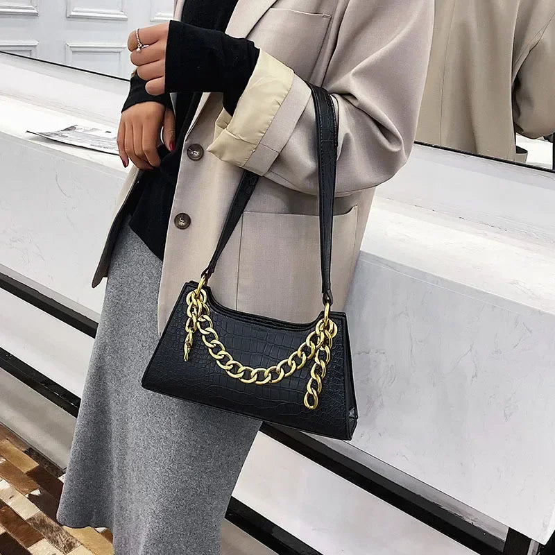 2020 New Korean Fashion Crocodile Pattern Crossover Shoulder Bag Handbag New High Quality PU Chain Solid Color Shoulder Bag