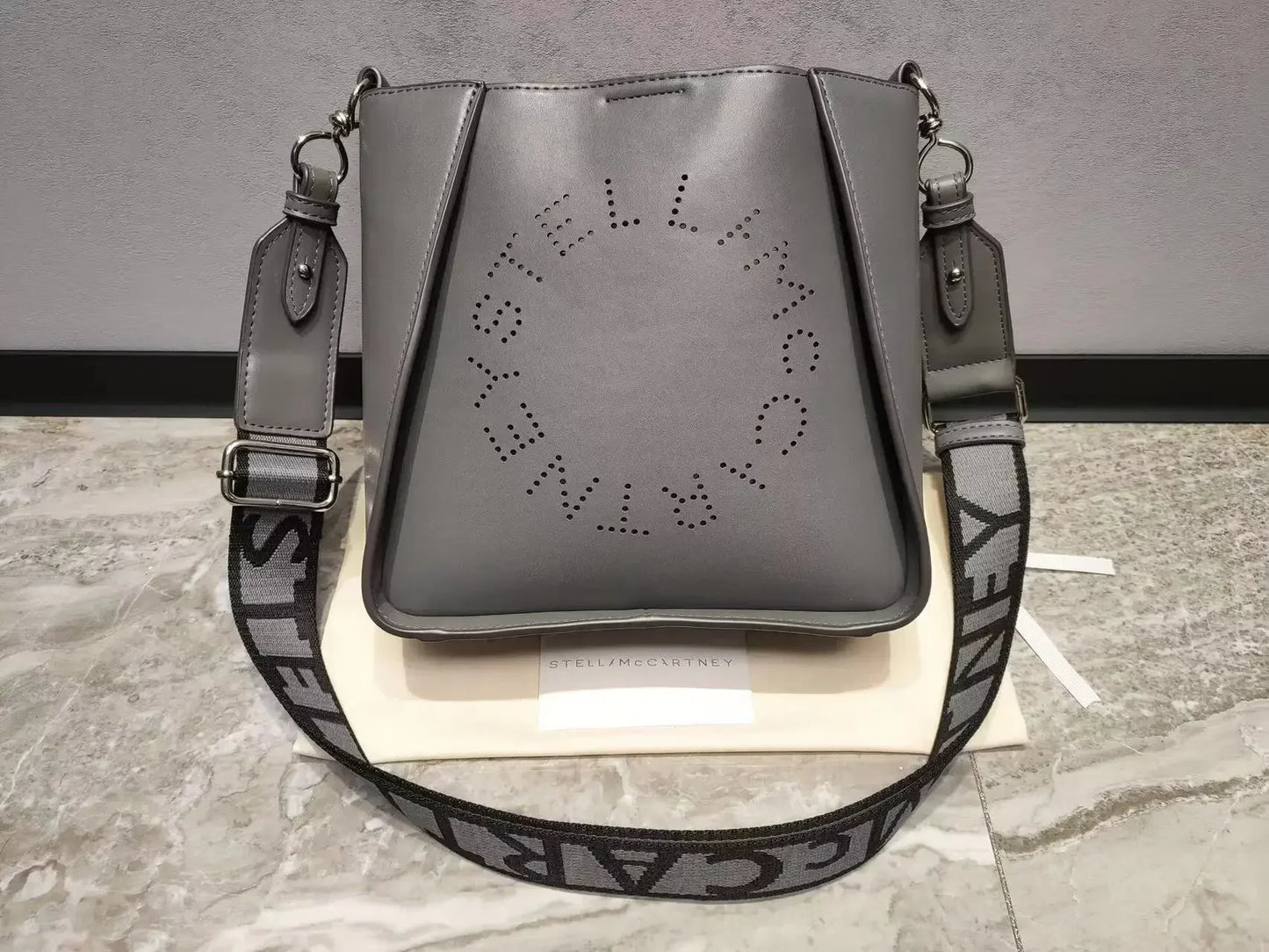 2023 Chain Foreign Trade PU Handbag Bag cross body bag woman luxury bag tote bags for women  designer handbags