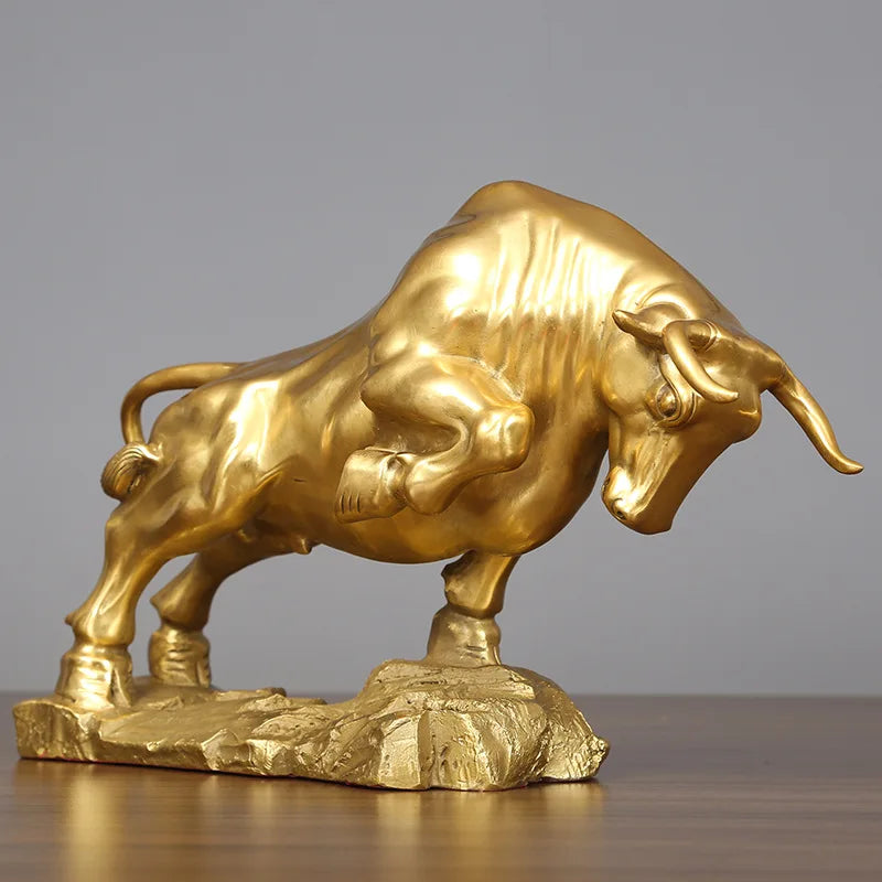 2023 HOME Company Financial stock bull market bring GOOD LUCK money Mascot copper Carving golden bull statue Decorative gift