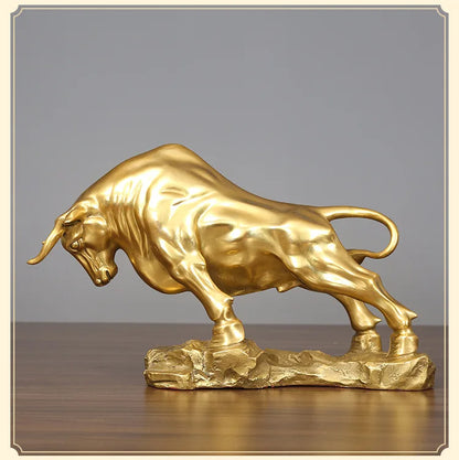 2023 HOME Company Financial stock bull market bring GOOD LUCK money Mascot copper Carving golden bull statue Decorative gift
