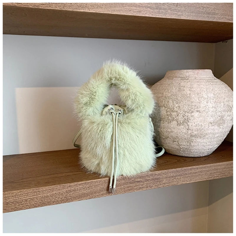 2023 NEW Fluffys Shoulder Bag for Girl Women Crossbody Bag Trendy Bucket Bag Large Capacity Fashion Drawstring Handbag