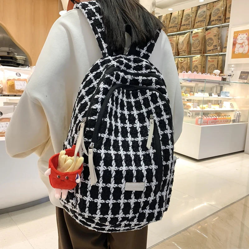 2023 New Lattice Woman Backpack Winter Design Casual Travel Bagpack School Bag For Teenage Girls Boys
