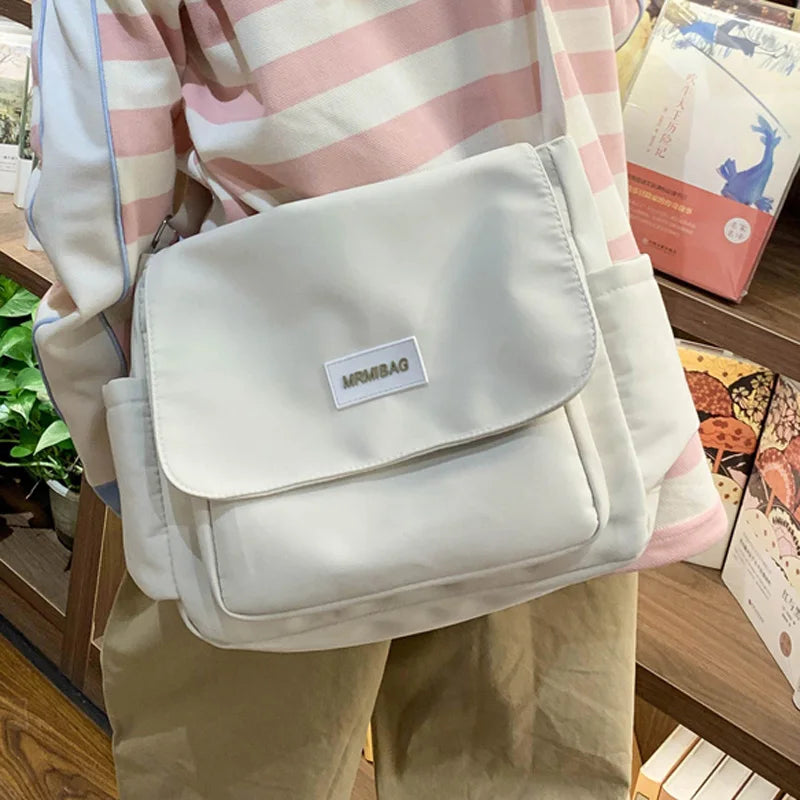 2023 New Woman Shoulder Bag Casual Nylon Ladies Book Crossbody Pack High Quality