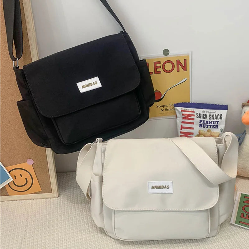 2023 New Woman Shoulder Bag Casual Nylon Ladies Book Crossbody Pack High Quality