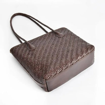 2023 New first layer cowhide woven shoulder bag Vintage leather handmade ladies Tote shopping bag large capacity