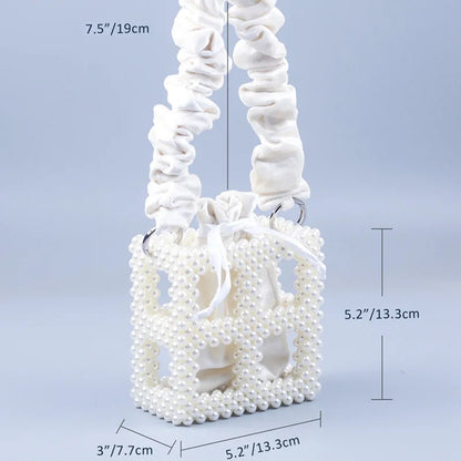 2023 New sweet one-shoulder hand-woven white beaded hollowed out square pearl handbag female woven mobile phone bag
