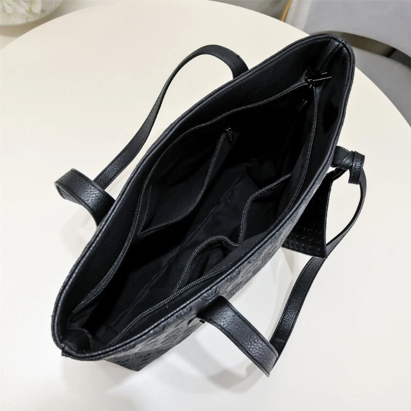 2023 Underarm Bag Fashion Armpit Bag Skull Pattern Bucket Bag Punk Handbag Shoulder Bags with Small Purse for Women Girl