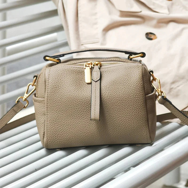 2024 Ins All-Match Soft Leather Handbag Top Designer Luxury Ladies One-Shoulder Messenger Bag Small Casual Broadband