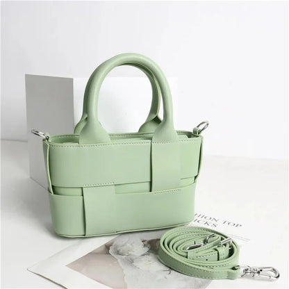 2024 Leather Women's Summer New Trendy Niche High-end Woven Handbag Shoulder Messenger Bag Fashion Explosion