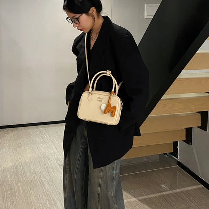 2024 New Bowling Bag for Women Small and Large Capacity Boston Pillow Bag Soft Leather Fashion Handheld Crossbody Bag