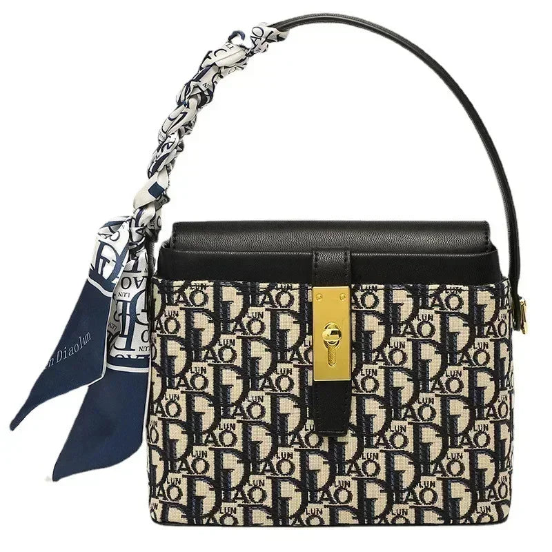 2024 New Embroidery Fashion Box Cosmetic Totes High Quality Shoulder Messenger Bags Luxury Casual Women Purse And Handbags