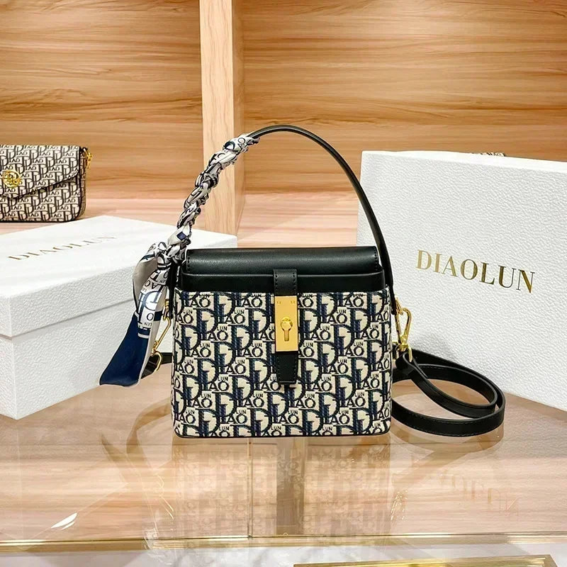 2024 New Embroidery Fashion Box Cosmetic Totes High Quality Shoulder Messenger Bags Luxury Casual Women Purse And Handbags