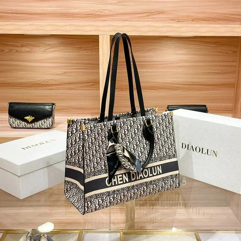 2024 New Embroidery Large Capacity Casual Totes Luxury Fashion Shoulder Bags Famous Designer Women Purse And Handbags Sac A Main