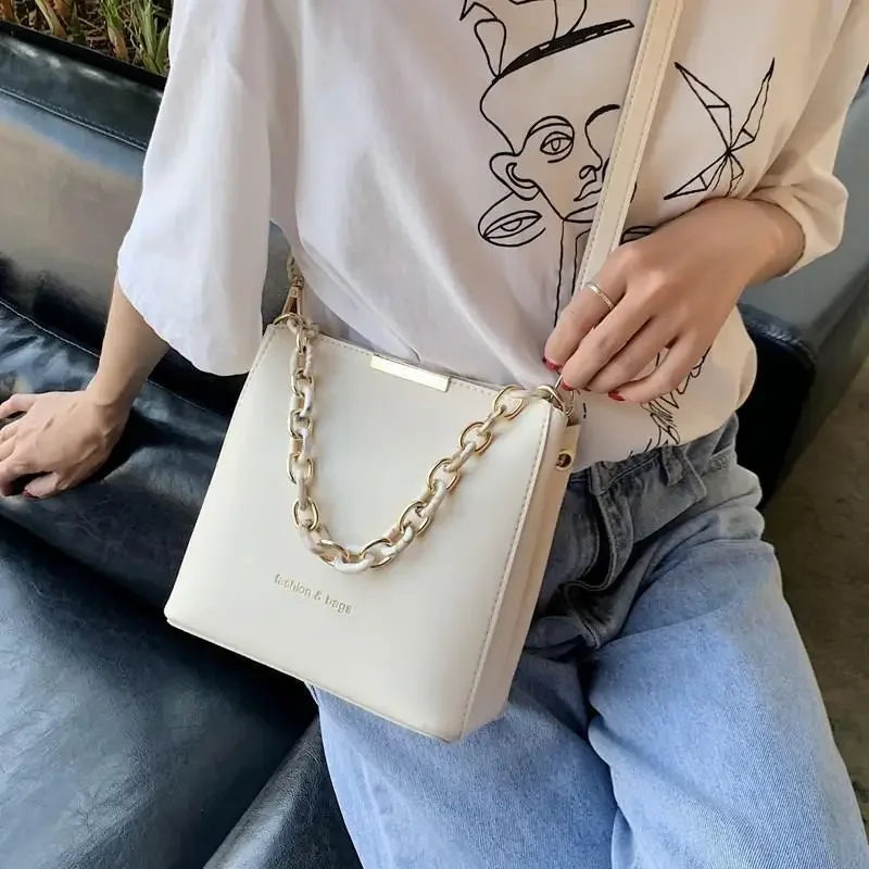 2024 New Fashion Chain Portable Bucket Bag Single Shoulder Crossbody Bag Designer Bags Designer Bags Luxury