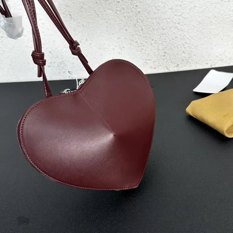 2024 New Fashion Love Bag Elegant Solid Luxury Cowhide Shoulder Crossbody Bags All-match Commuter Handbags Female Bolsas Mujer