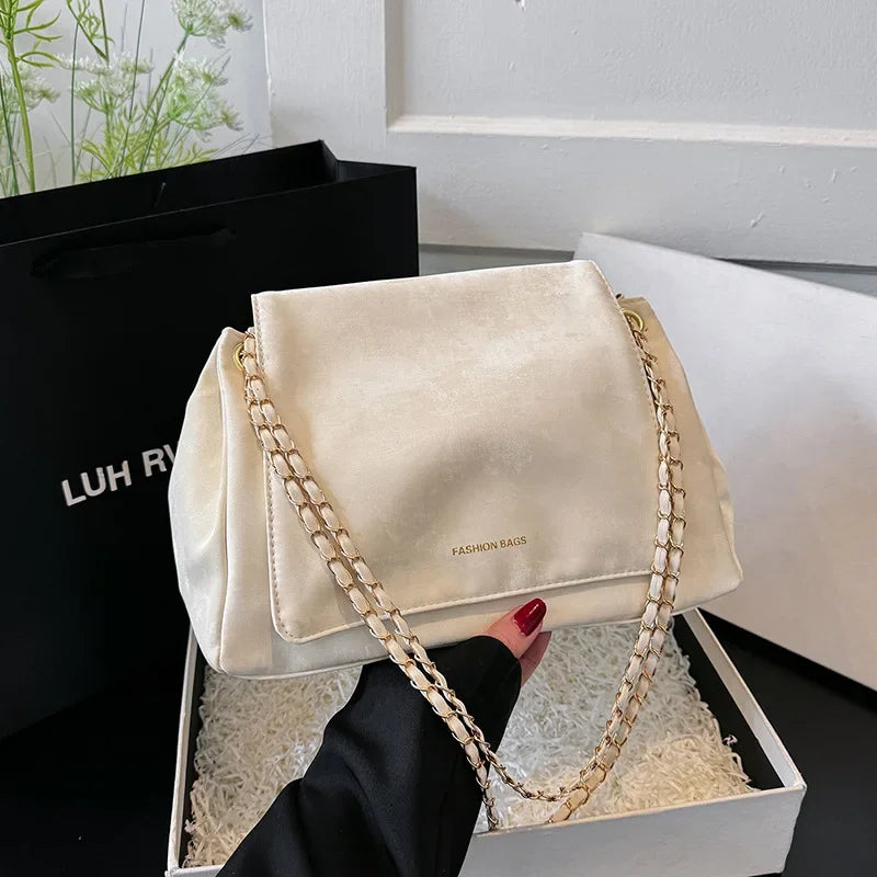 2024 New Fashion Retro Chain Shoulder Bag Women's Bag Large Capacity Designer Bags Luxury Handbags