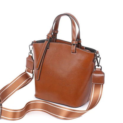 2024 New Female Handbag Cowhide Messenger Fashion One-shoulder Bucket Lady Travel Bag