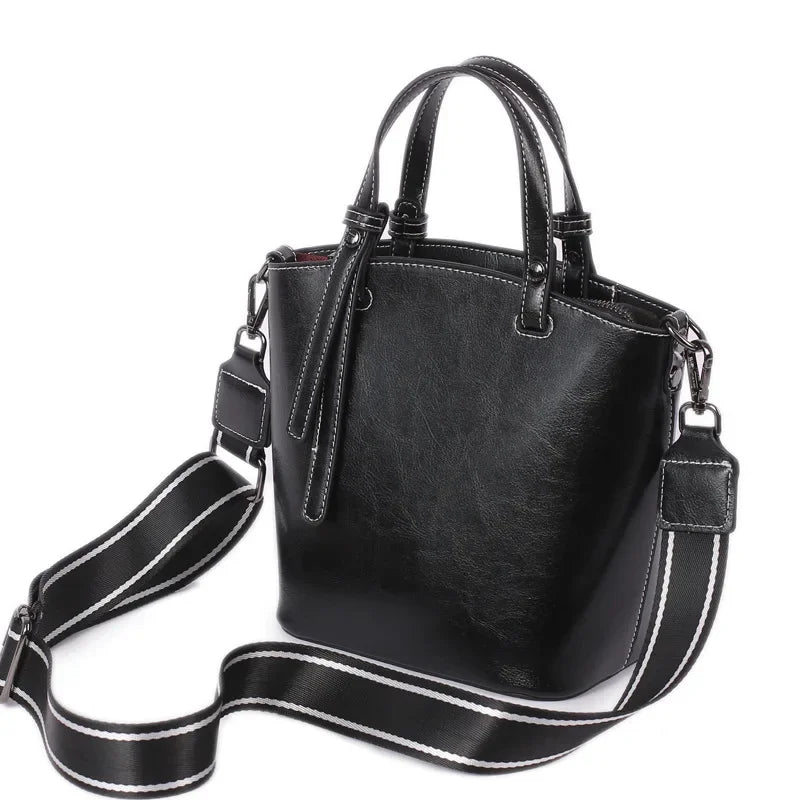 2024 New Female Handbag Cowhide Messenger Fashion One-shoulder Bucket Lady Travel Bag