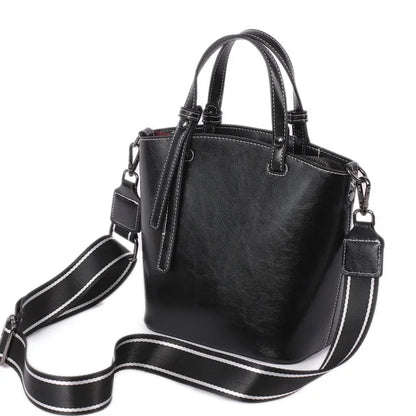 2024 New Female Handbag Cowhide Messenger Fashion One-shoulder Bucket Lady Travel Bag