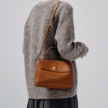 2024 New First Layer Soft Cowhide Commuting Bag Portable One-Shoulder Retro Large Capacity Crossbody Bag for Women Luxury Bag
