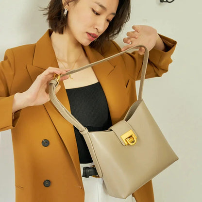 2024 New French Niche Bucket Women's Shoulder Trendy Fashionable All-match Crossbody Bag