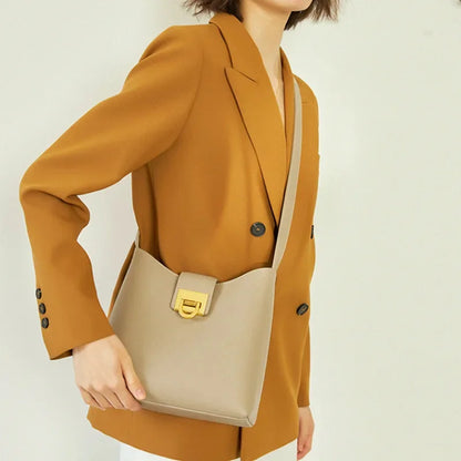 2024 New French Niche Bucket Women's Shoulder Trendy Fashionable All-match Crossbody Bag