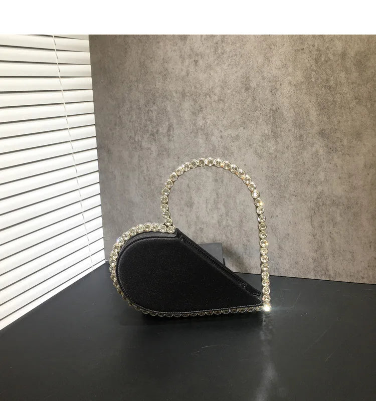 2024 New Heart Shape Rhinestone Handbags Party Day Clutches Crystal Handbags For Wedding Gift Purse Women Prom Dinner Purses Bag