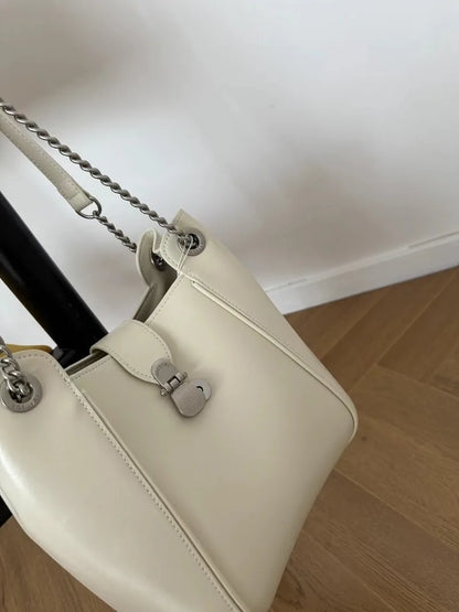 2024 New Korean Chic Niche Minority Chains Shoulder Bag Oil Wax Leather Cowhide Bucket Bags All-match Commuter Handbag Bolsos