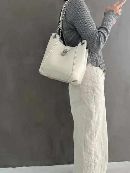 2024 New Korean Chic Niche Minority Chains Shoulder Bag Oil Wax Leather Cowhide Bucket Bags All-match Commuter Handbag Bolsos
