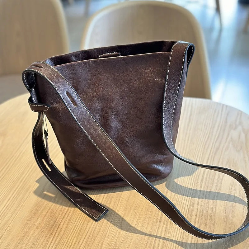 2024 New Korean Genuine Leather Bucket Bag Vintage Casual Luxury Underarm Shoulder Handbags Large Capacity Commute Bolsas Mujer
