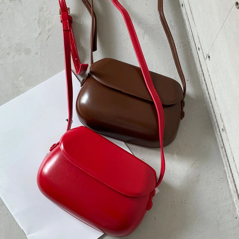 2024 New Korean Vintage Saddle Bag All-match Simple Chic Fresh Solid Crossbody Shoulder Handbags Female Commuter Elegant Pouch