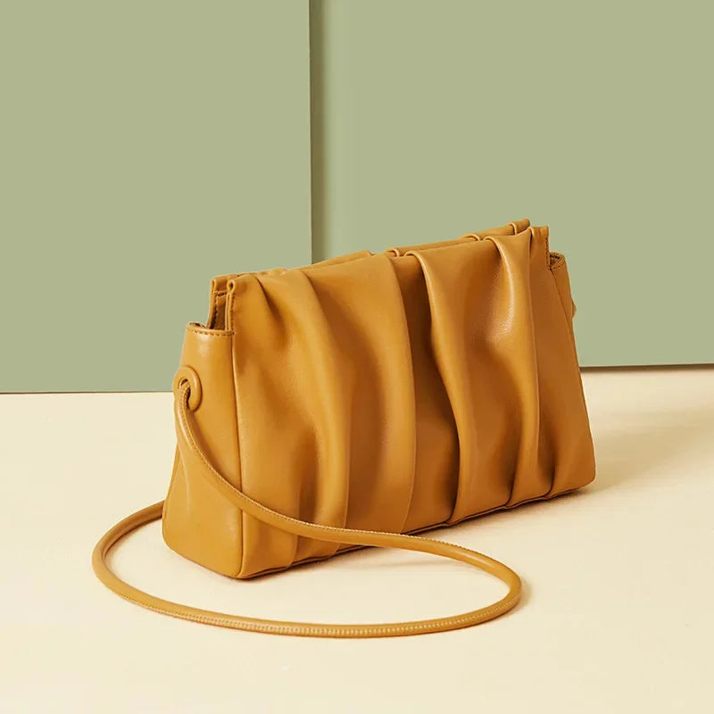 2024 New Leather Fashion One Shoulder Cloud Small Square Korean Version Messenger Women's Bag