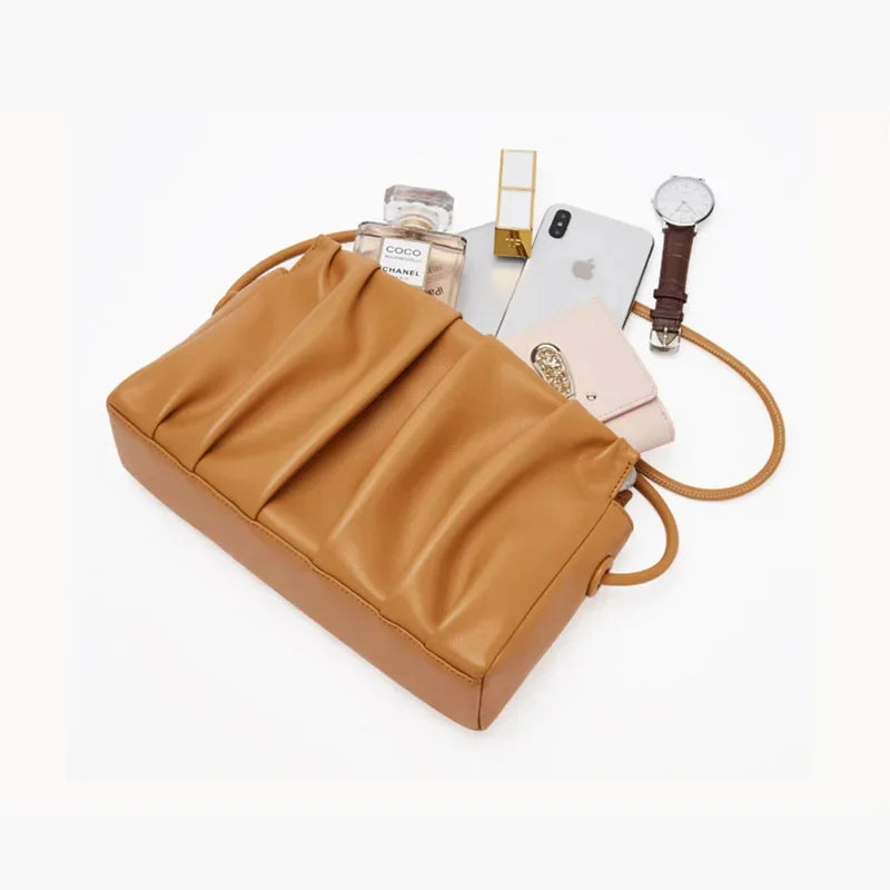 2024 New Leather Fashion One Shoulder Cloud Small Square Korean Version Messenger Women's Bag