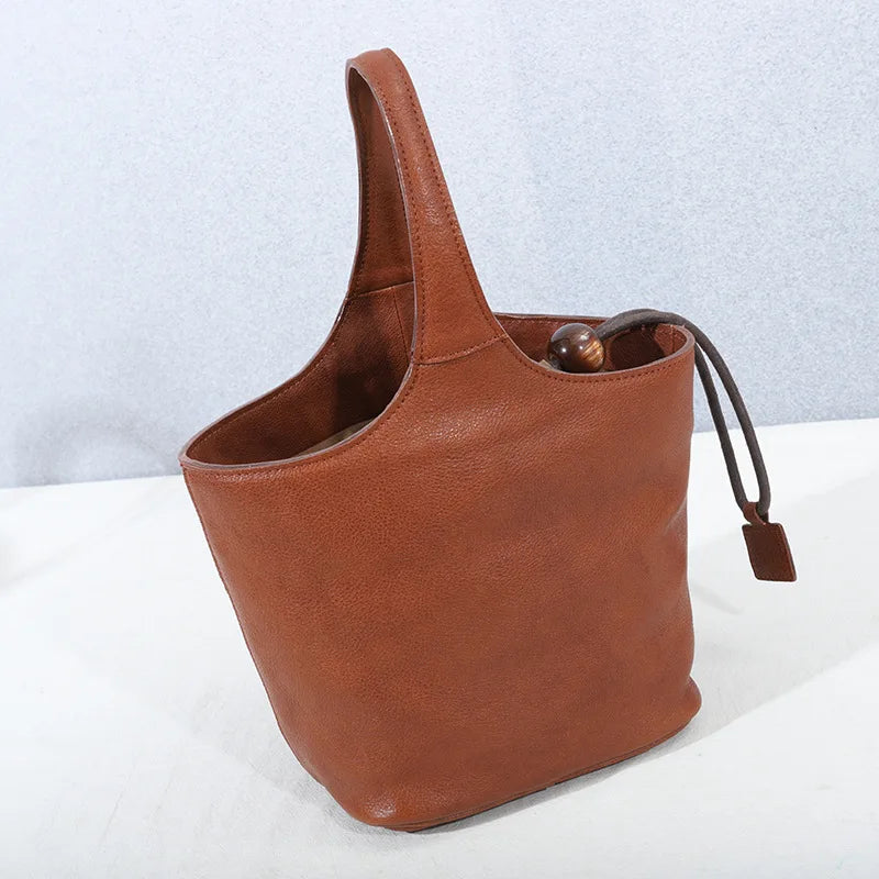 2024 New Luxury Luxury Cowhide Handbags Female Large Capacity Commuter Bucket Bag Minority Designer Purses Casual Bolsos Mujer