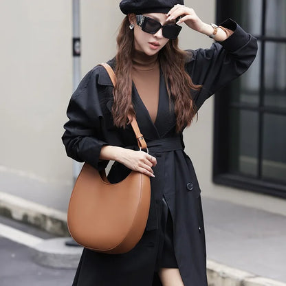 2024 New Minority Designer Crescent Bag Large Capacity Commuter Underarm Shoulder Bags Casual Solid Women Totes Trendy Purses