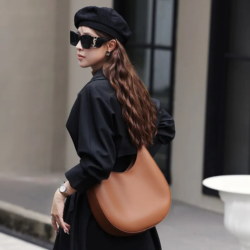 2024 New Minority Designer Crescent Bag Large Capacity Commuter Underarm Shoulder Bags Casual Solid Women Totes Trendy Purses