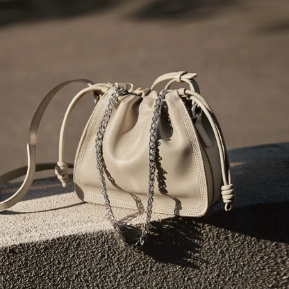 2024 New Minority Folds Cloud Bag High Quality One Shoulder Crossbody Underarm Bag Fashion Elegant Lady Commuter Purses Clutch