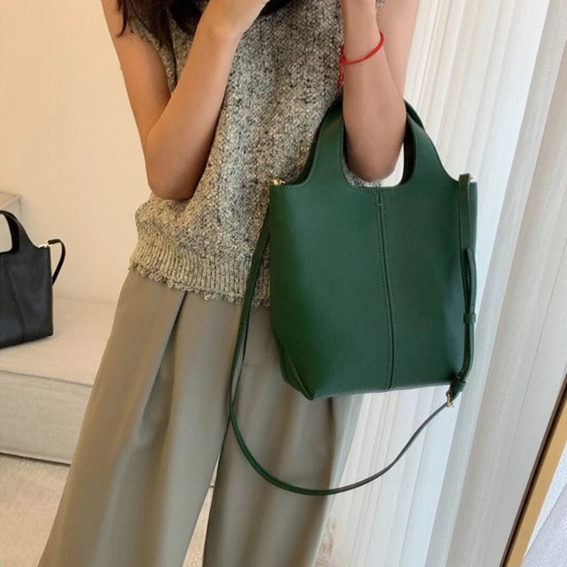 2024 New Minority Lychee Grain Cowhide Handbags Genuine Leather Bucket Tote Bags Large Capacity Commuter Crossbody Shoulder Bag
