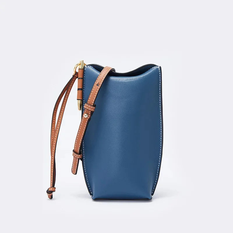 2024 New Mobile Phone European and American Retro Mini Shoulder Messenger Cow Leather Women's Bag