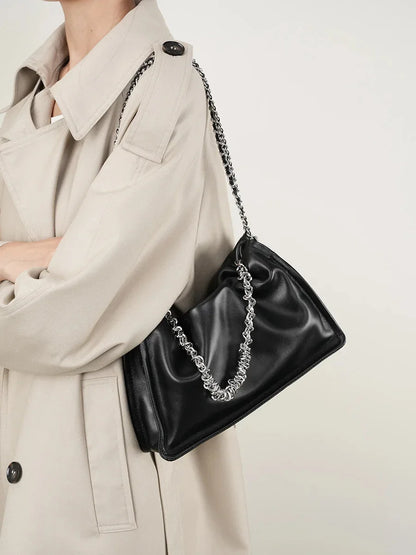 2024 New Single Shoulder Crossbody Small Armpit Fold Hand Chain Female Leather Tote Bag Leisure Everything Diagonal Span