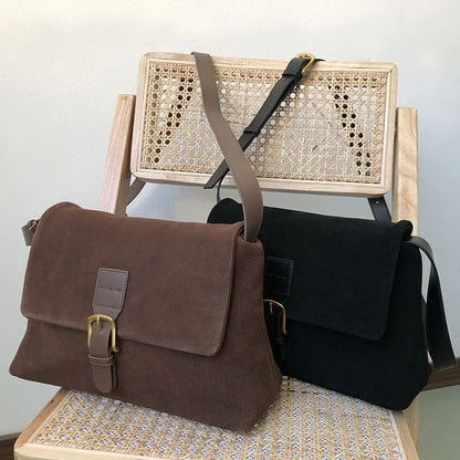 2024 New Totes Korean Designer Casual Crossbody Shoulder Bags For Women Large Capacity Vintage Suede Belt Bucklemessage Bag