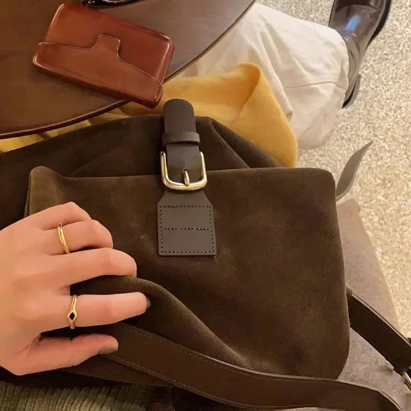 2024 New Totes Korean Designer Casual Crossbody Shoulder Bags For Women Large Capacity Vintage Suede Belt Bucklemessage Bag